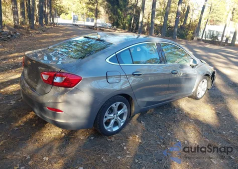 2018 Chevrolet Cruze Premier Auto from USA, damaged, VIN 1G1BF5SM0J7175418